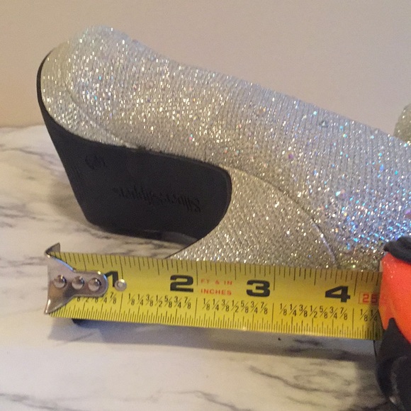 Silver Slippers Glam heels - Picture 7 of 7